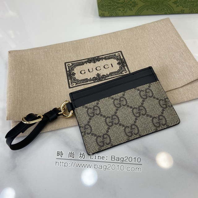 Gucci專櫃古馳最新款Emblem系列飾包帶卡片夾零錢包 jh2408型號：819121